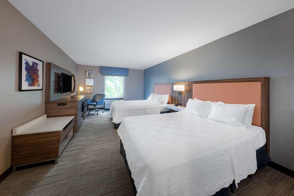 Hampton Inn Saint Robert Quarto foto