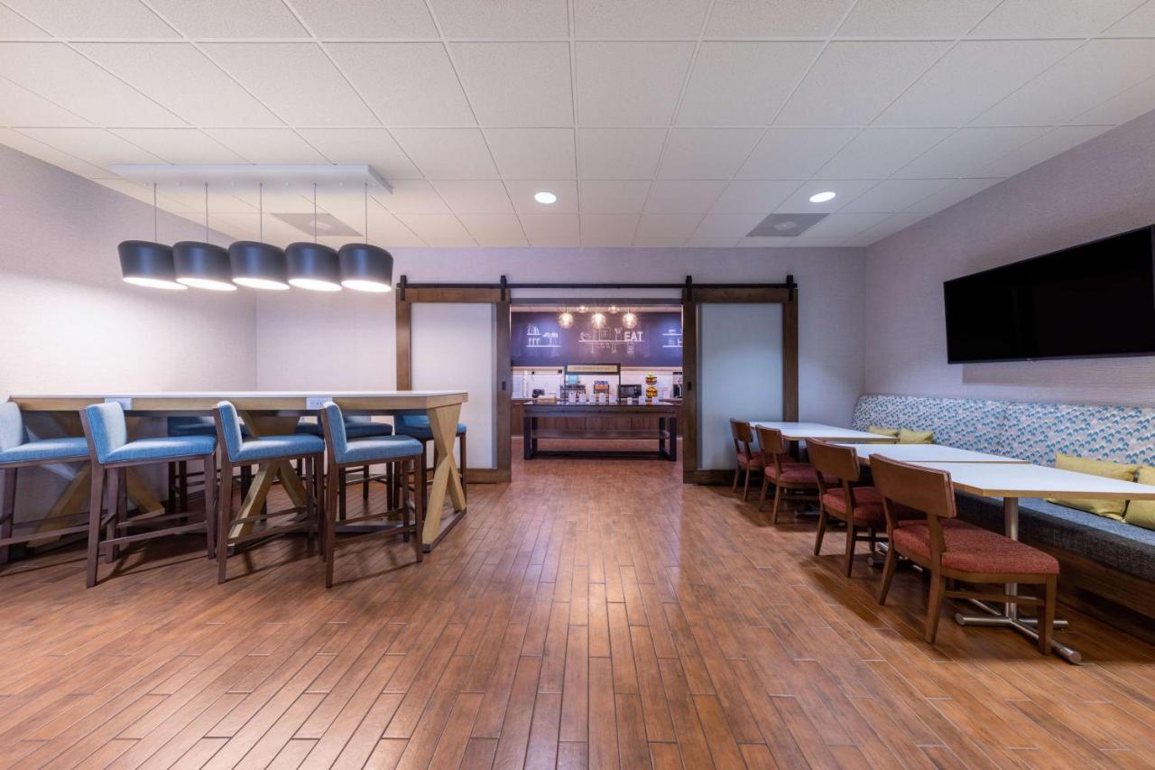 Hampton Inn Saint Robert Exterior foto