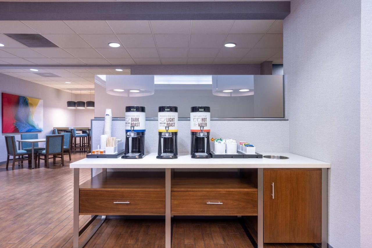 Hampton Inn Saint Robert Exterior foto